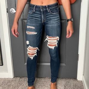 AE distressed jean